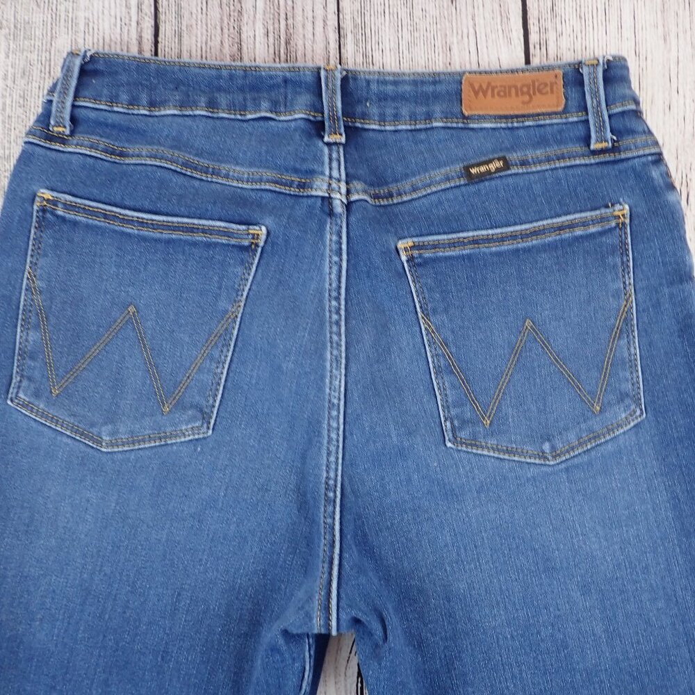 WRANGLER Womens 12 High Rise Unforgettable Skinny Distressed Blue Jeans - Picture 6 of 9